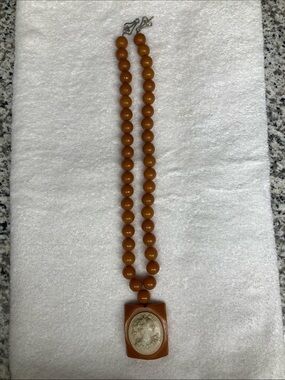 Butterscotch/Amber colored Beaded Necklace with Cameo Pendant